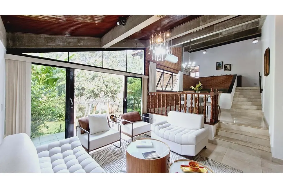 Foto 1 de Casa com 3 quartos à venda, 535m2 em Vila Suzana, São Paulo - SP