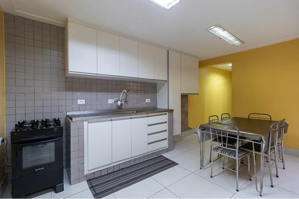 Foto 9 de Casa com 2 quartos à venda, 220m2 em Vila Monumento, São Paulo - SP