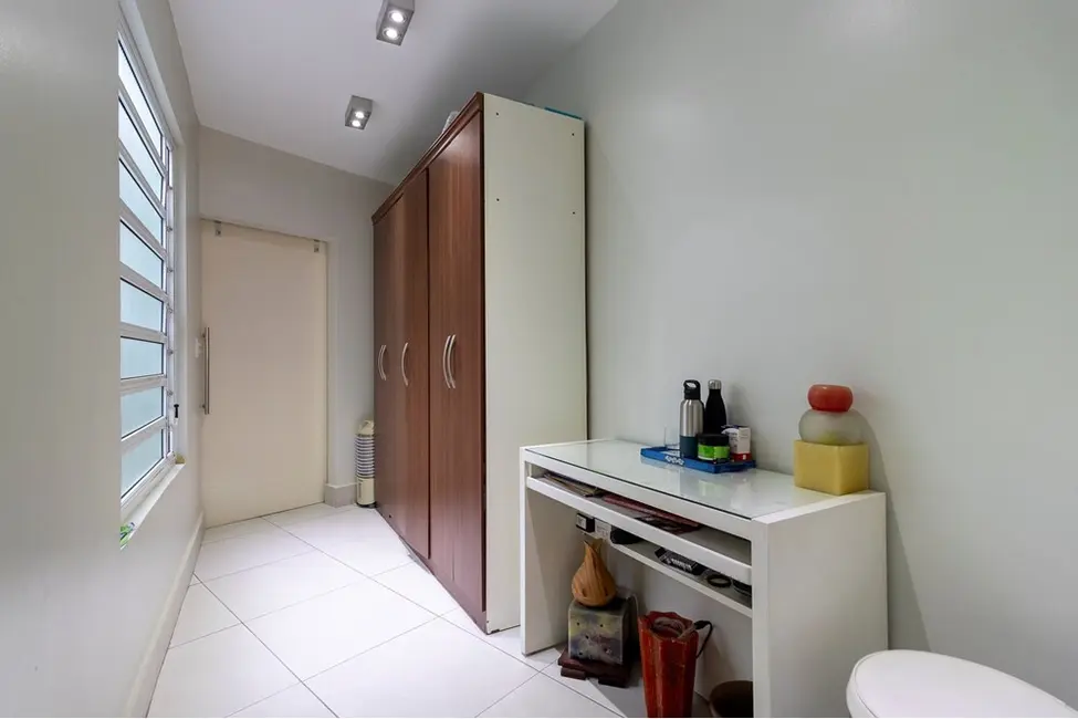 Foto 8 de Casa com 2 quartos à venda, 220m2 em Vila Monumento, São Paulo - SP