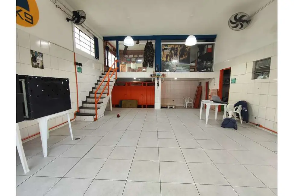 Foto 4 de Casa com 6 quartos à venda, 200m2 em Vila Guarani (Z Sul), São Paulo - SP
