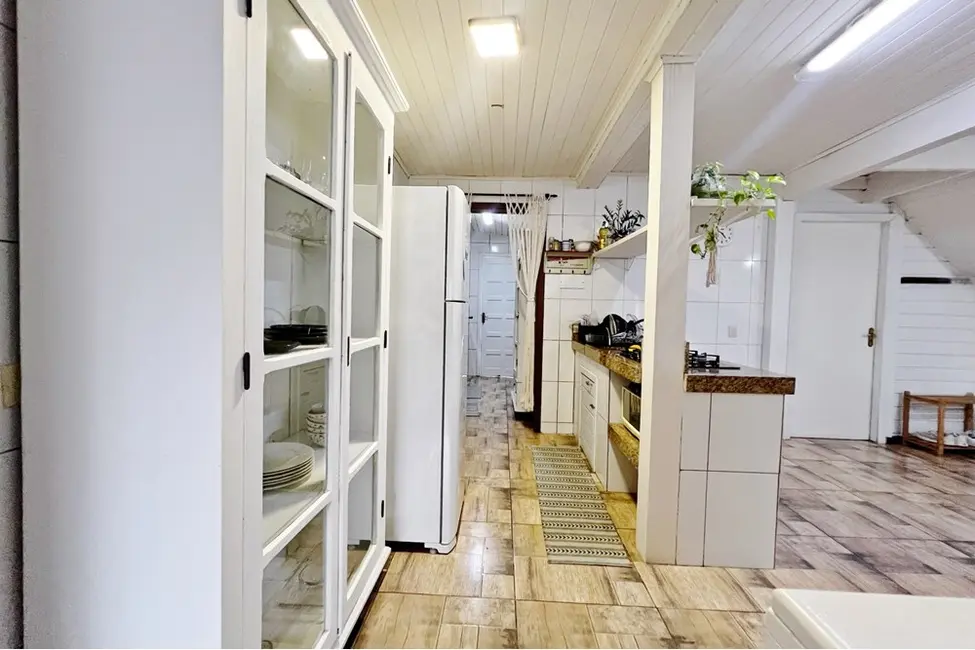 Foto 5 de Casa com 4 quartos à venda, 250m2 em Centro, Balneario Camboriu - SC