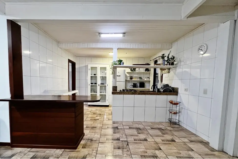 Foto 3 de Casa com 4 quartos à venda, 250m2 em Centro, Balneario Camboriu - SC