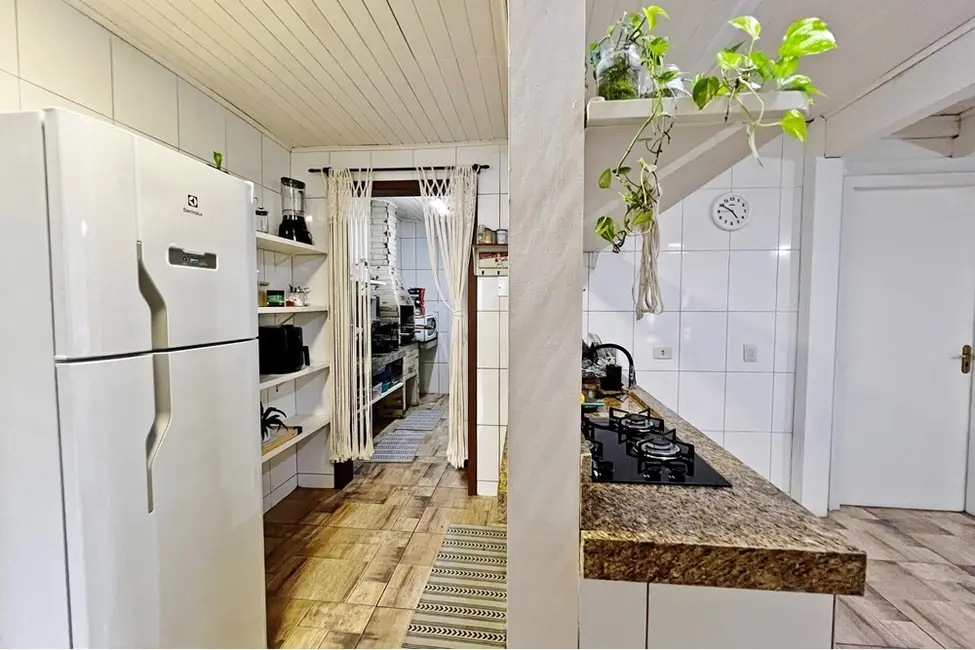 Foto 6 de Casa com 4 quartos à venda, 250m2 em Centro, Balneario Camboriu - SC