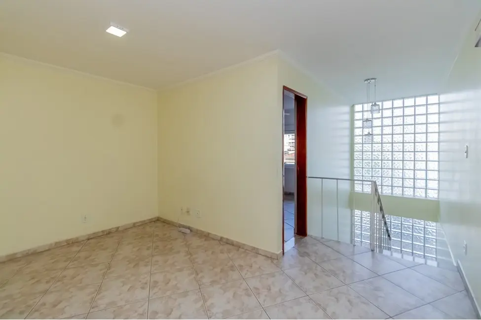 Foto 6 de Casa com 3 quartos à venda, 151m2 em Caxingui, São Paulo - SP