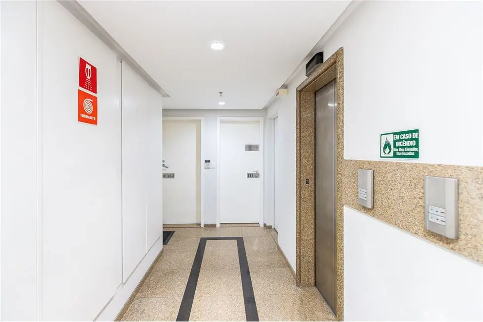 Sala Comercial à venda, 52m2 em Indianópolis, São Paulo - SP - imagem 5 Foto 5 de Sala Comercial à venda, 52m2 em Indianópolis, São Paulo - SP