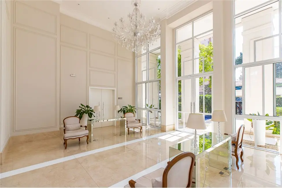 Apartamento com 4 quartos à venda, 405m2 em Indianópolis, São Paulo - SP - imagem 7 Foto 7 de Apartamento com 4 quartos à venda, 405m2 em Indianópolis, São Paulo - SP