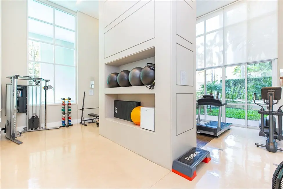 Apartamento com 4 quartos à venda, 405m2 em Indianópolis, São Paulo - SP - imagem 8 Foto 8 de Apartamento com 4 quartos à venda, 405m2 em Indianópolis, São Paulo - SP