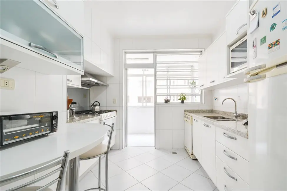 Foto 4 de Apartamento com 3 quartos à venda, 145m2 em Itaim Bibi, São Paulo - SP