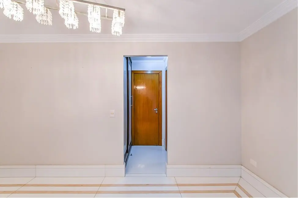 Foto 9 de Apartamento com 3 quartos à venda, 214m2 em Itaim Bibi, São Paulo - SP