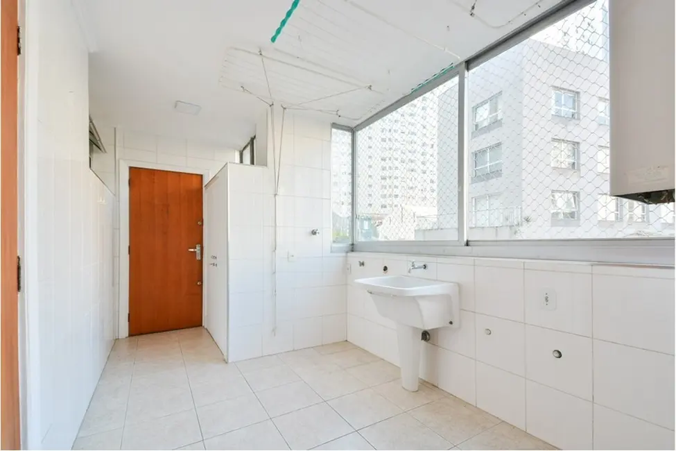 Foto 8 de Apartamento com 3 quartos à venda, 184m2 em Jardim Paulista, São Paulo - SP