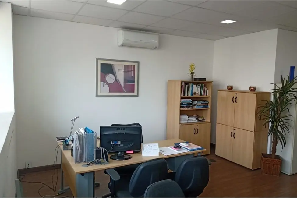Sala Comercial à venda, 44m2 em Jardim Caboré, São Paulo - SP - imagem 3 Foto 3 de Sala Comercial à venda, 44m2 em Jardim Caboré, São Paulo - SP