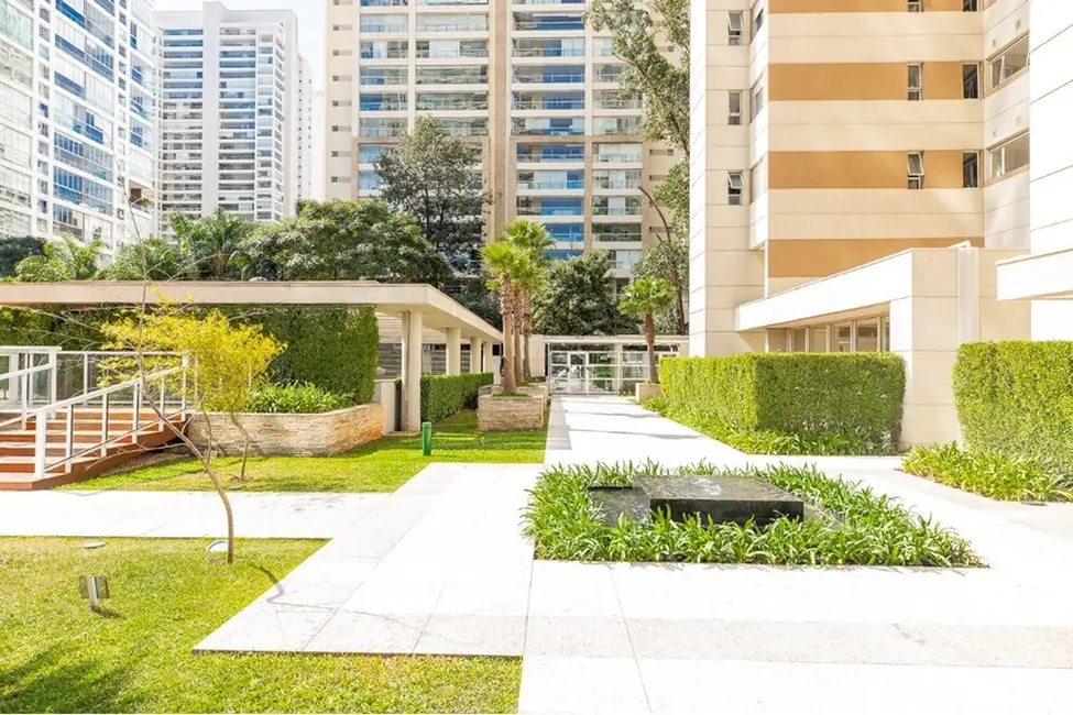 Apartamento com 3 quartos à venda, 222m2 em Campo Belo, São Paulo - SP - imagem 4 Foto 4 de Apartamento com 3 quartos à venda, 222m2 em Campo Belo, São Paulo - SP