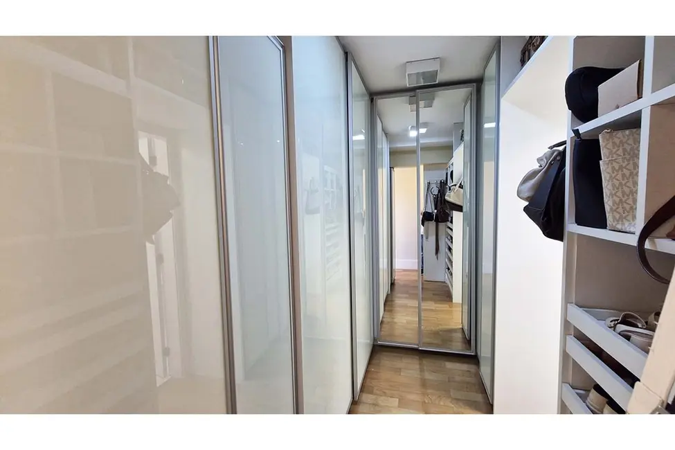 Foto 9 de Apartamento com 3 quartos à venda, 240m2 em Cidade Monções, São Paulo - SP