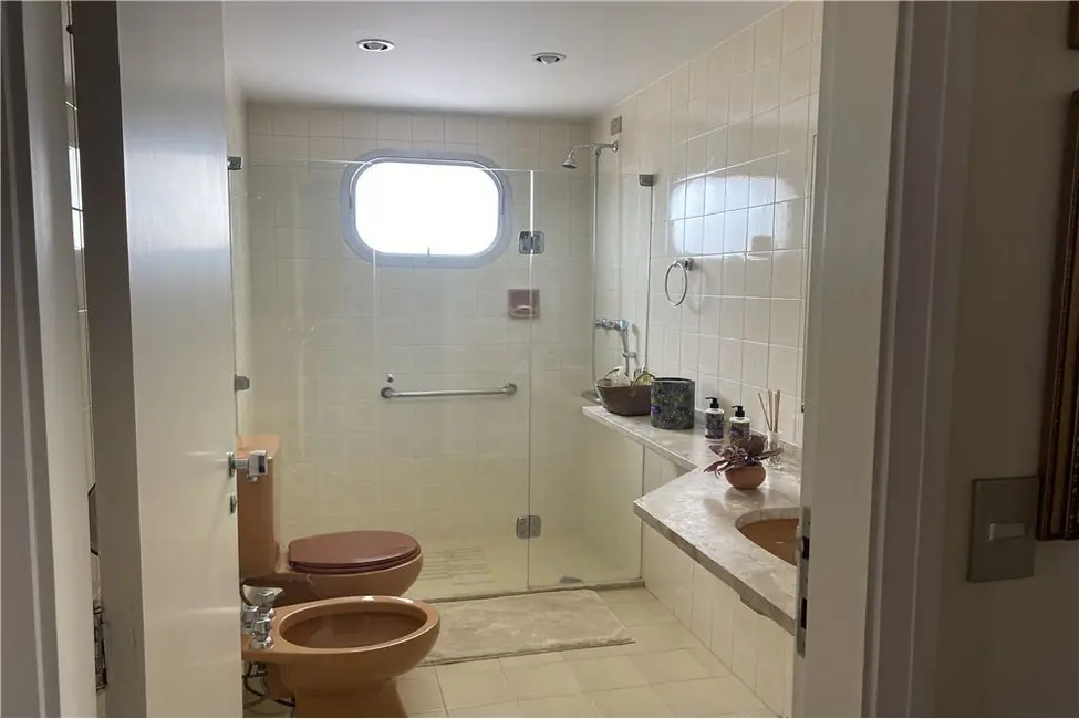 Foto 9 de Apartamento com 4 quartos à venda, 200m2 em Vila Suzana, São Paulo - SP