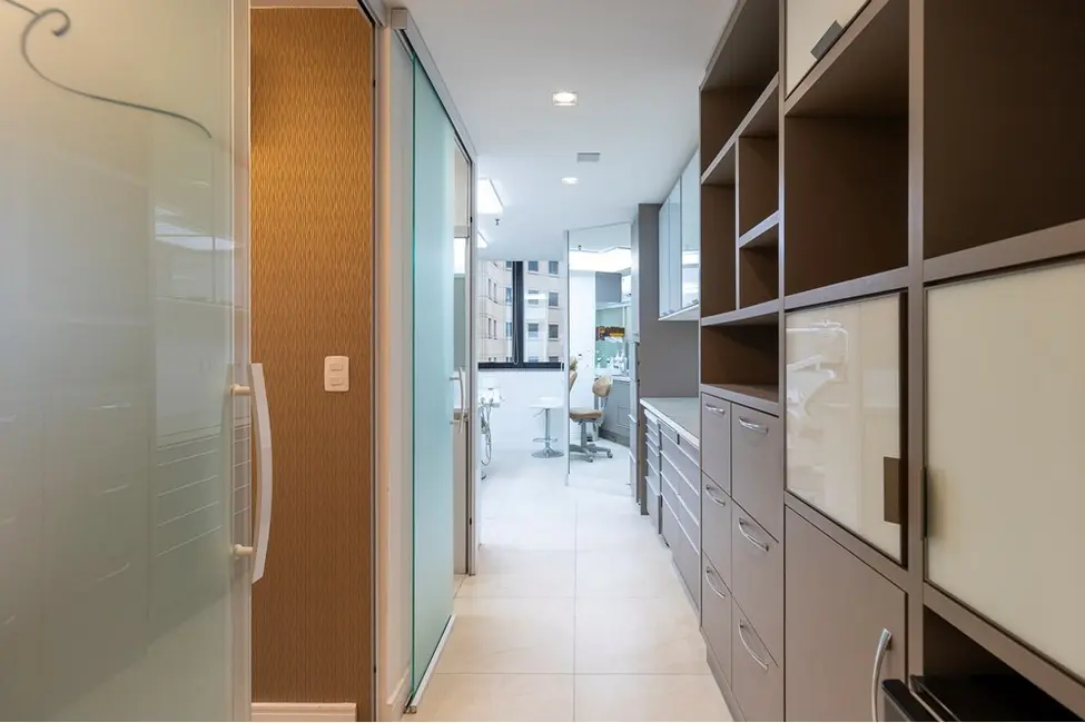 Sala Comercial à venda, 40m2 em Indianópolis, São Paulo - SP - imagem 5 Foto 5 de Sala Comercial à venda, 40m2 em Indianópolis, São Paulo - SP