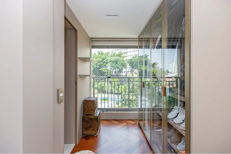 Apartamento com 3 quartos à venda, 162m2 em Moema, São Paulo - SP - imagem 8 Foto 8 de Apartamento com 3 quartos à venda, 162m2 em Moema, São Paulo - SP