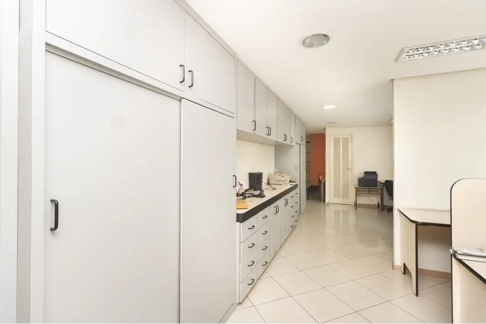 Sala Comercial à venda, 202m2 em Cerqueira César, São Paulo - SP - imagem 4 Foto 4 de Sala Comercial à venda, 202m2 em Cerqueira César, São Paulo - SP