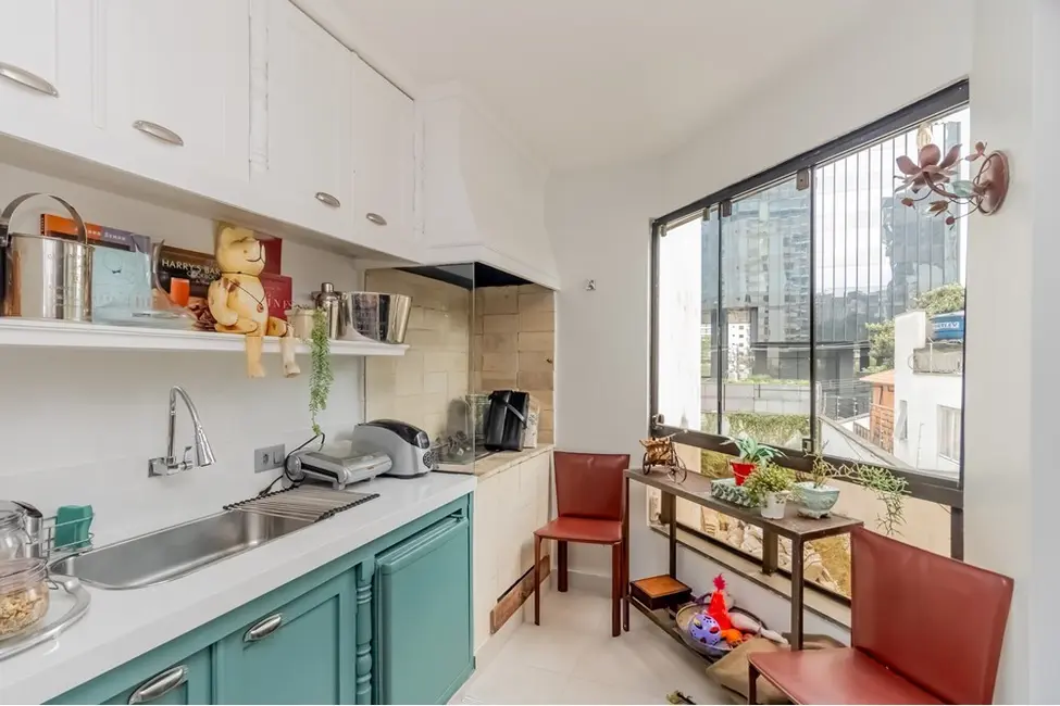 Foto 8 de Apartamento com 3 quartos à venda, 171m2 em Itaim Bibi, São Paulo - SP