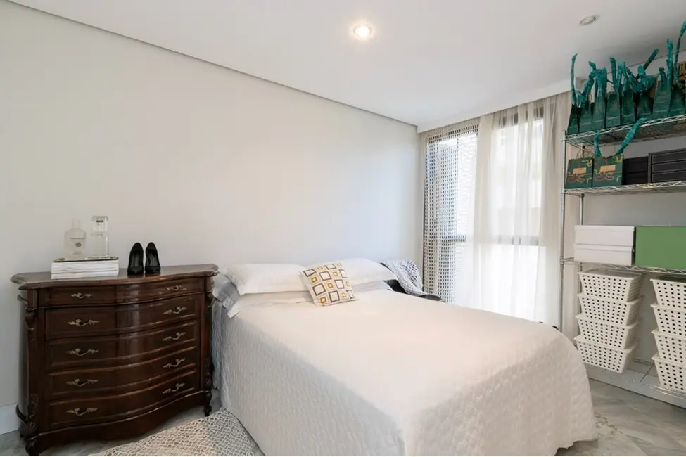 Foto 6 de Apartamento com 3 quartos à venda, 180m2 em São Paulo - SP