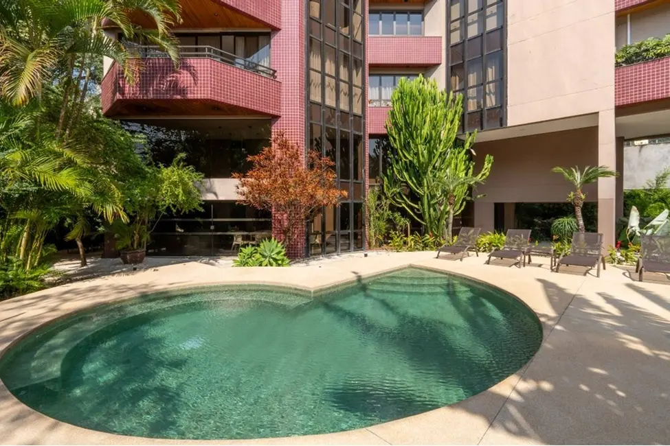 Foto 2 de Apartamento com 3 quartos à venda, 180m2 em São Paulo - SP