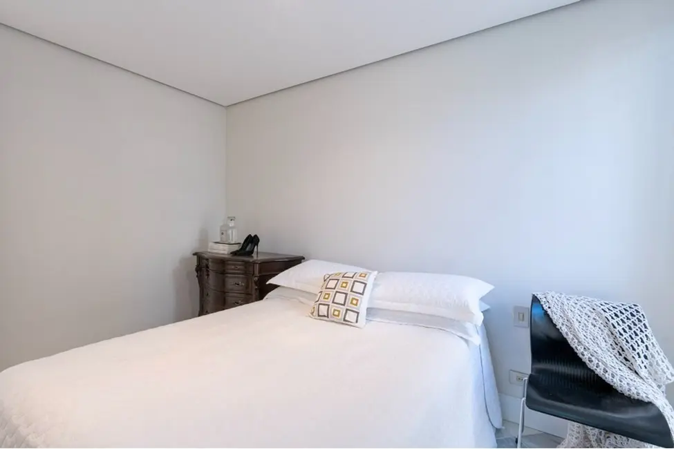 Foto 5 de Apartamento com 3 quartos à venda, 180m2 em São Paulo - SP