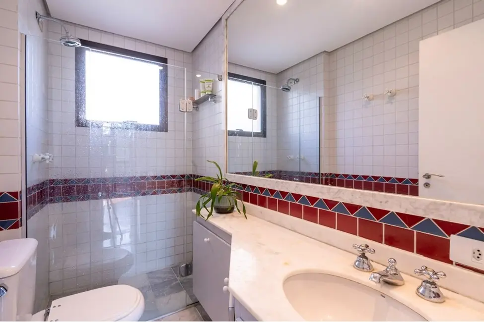 Foto 3 de Apartamento com 3 quartos à venda, 180m2 em São Paulo - SP