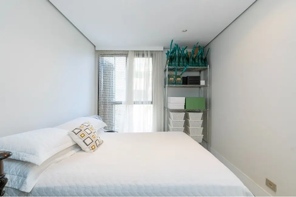 Foto 4 de Apartamento com 3 quartos à venda, 180m2 em São Paulo - SP