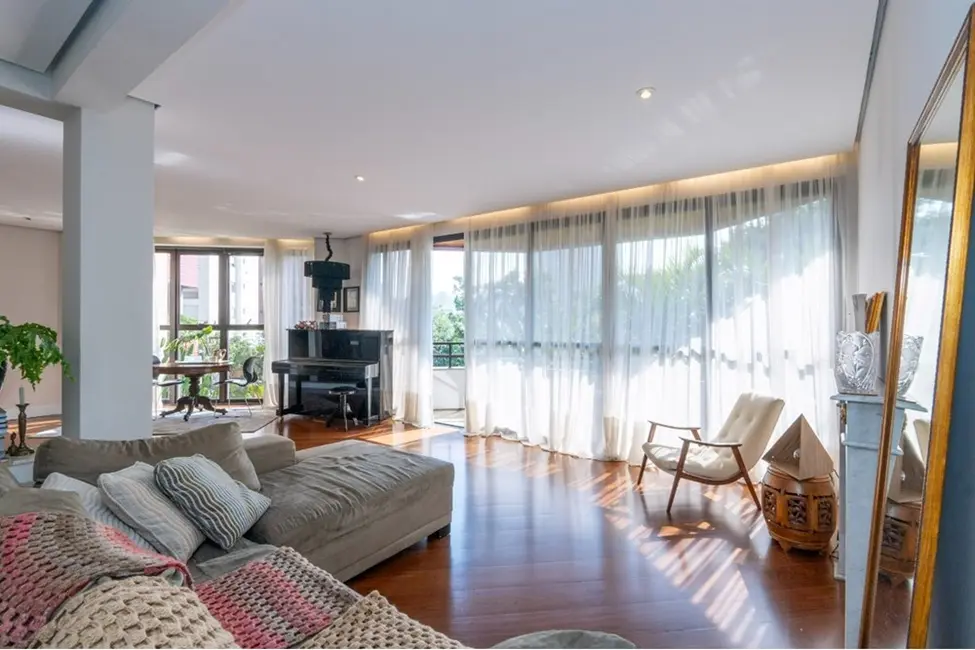 Foto 1 de Apartamento com 3 quartos à venda, 180m2 em São Paulo - SP