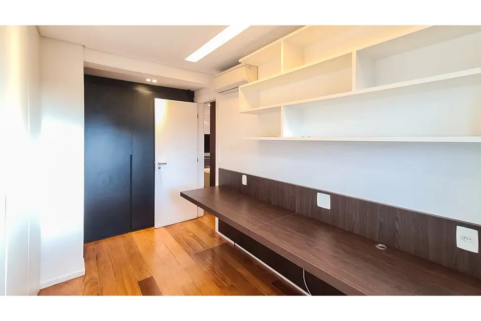 Foto 2 de Apartamento com 2 quartos à venda, 87m2 em Moema, São Paulo - SP