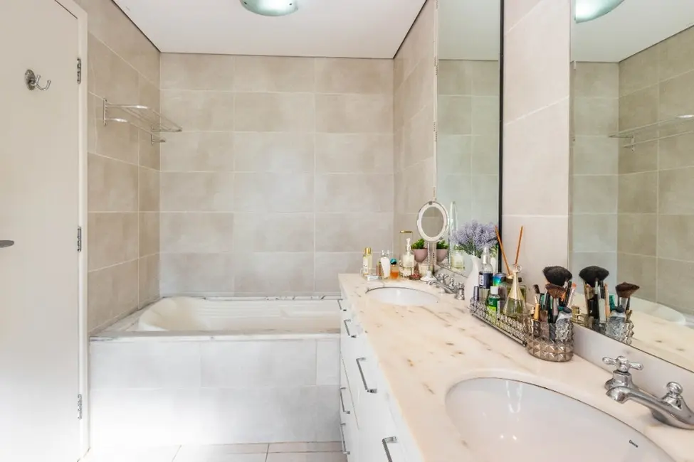 Apartamento com 3 quartos à venda, 187m2 em Itaim Bibi, São Paulo - SP - imagem 8 Foto 8 de Apartamento com 3 quartos à venda, 187m2 em Itaim Bibi, São Paulo - SP