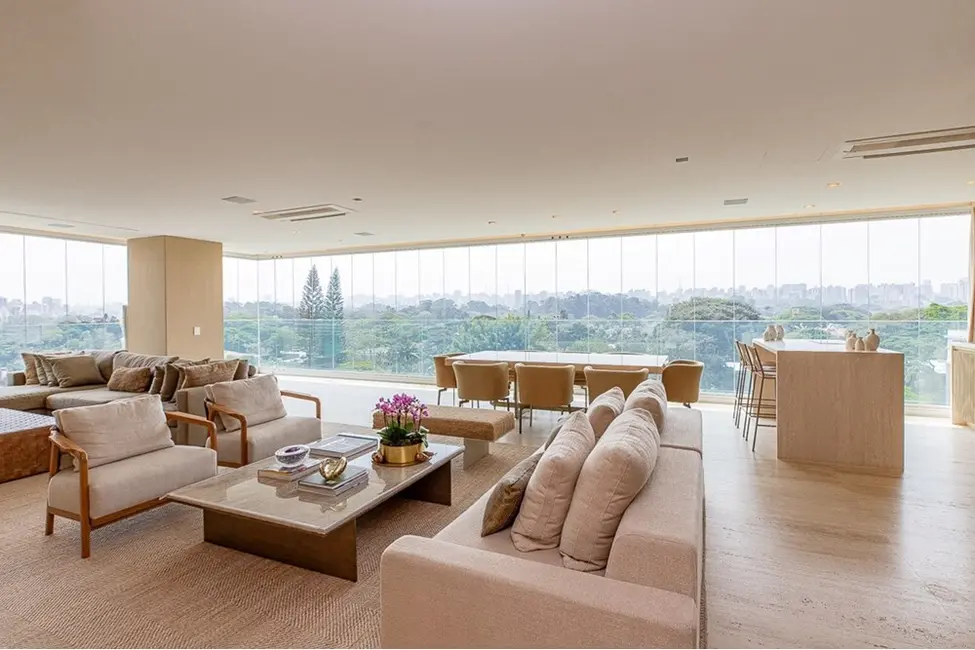 Apartamento com 3 quartos à venda, 229m2 em Ibirapuera, São Paulo - SP - imagem 1 Foto 1 de Apartamento com 3 quartos à venda, 229m2 em Ibirapuera, São Paulo - SP