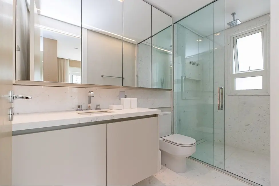 Apartamento com 3 quartos à venda, 229m2 em Ibirapuera, São Paulo - SP - imagem 3 Foto 3 de Apartamento com 3 quartos à venda, 229m2 em Ibirapuera, São Paulo - SP