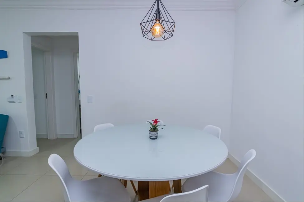 Foto 4 de Apartamento com 2 quartos à venda, 70m2 em Bombinhas - SC