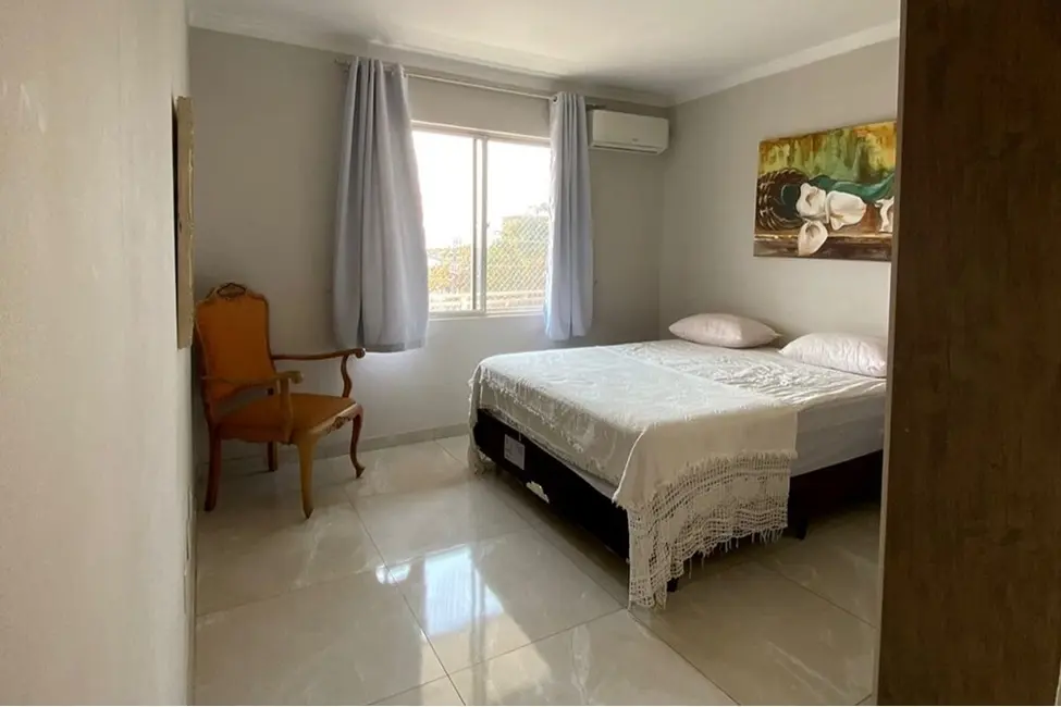 Foto 8 de Apartamento com 2 quartos à venda, 114m2 em Bombinhas - SC