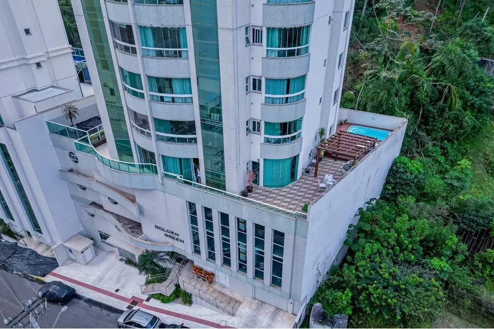 Apartamento com 3 quartos à venda, 178m2 em Pioneiros, Balneario Camboriu - SC - imagem 5 Foto 5 de Apartamento com 3 quartos à venda, 178m2 em Pioneiros, Balneario Camboriu - SC