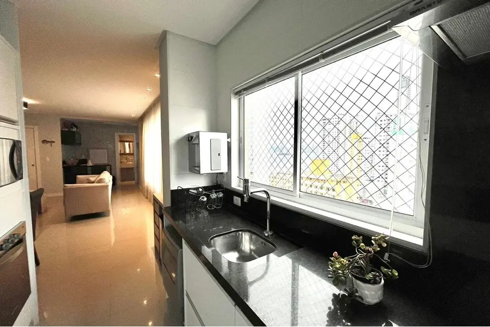 Foto 2 de Apartamento com 3 quartos à venda, 122m2 em Pioneiros, Balneario Camboriu - SC