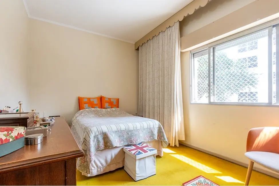 Apartamento com 3 quartos à venda, 208m2 em Higienópolis, São Paulo - SP - imagem 3 Foto 3 de Apartamento com 3 quartos à venda, 208m2 em Higienópolis, São Paulo - SP