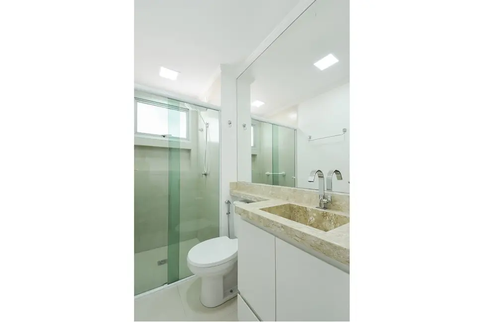 Apartamento com 2 quartos à venda, 65m2 em Aclimação, São Paulo - SP - imagem 5 Foto 5 de Apartamento com 2 quartos à venda, 65m2 em Aclimação, São Paulo - SP