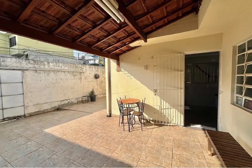 Foto 8 de Casa com 3 quartos à venda, 140m2 em Vila Cruz das Almas, São Paulo - SP