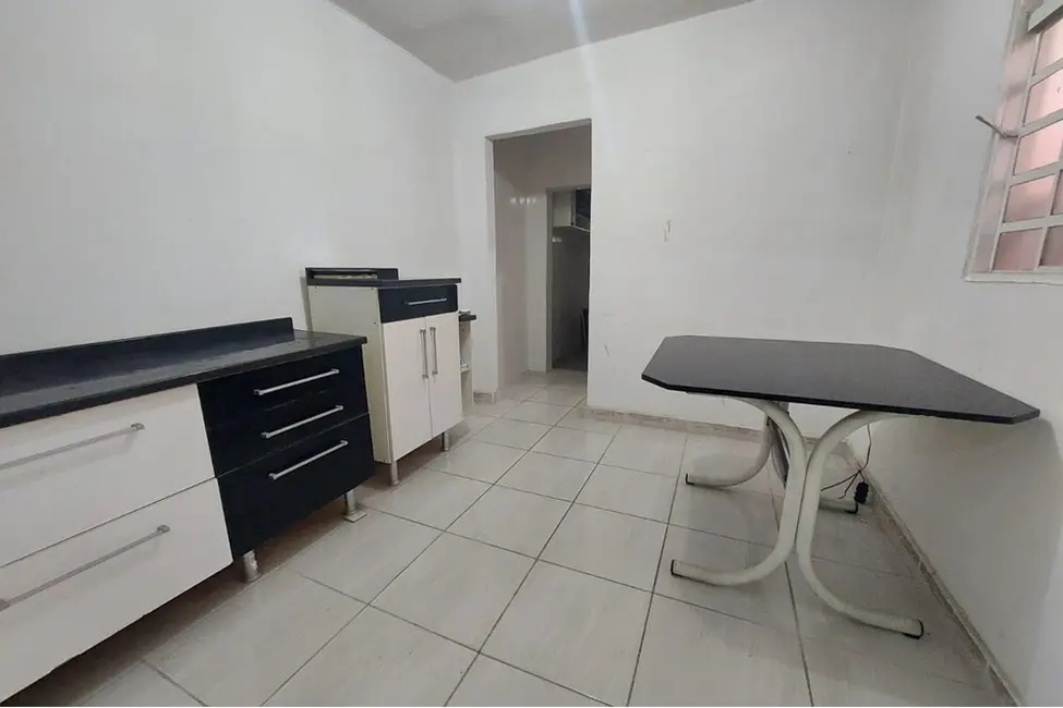 Foto 2 de Casa com 2 quartos à venda, 77m2 em Vila Rica, São Paulo - SP