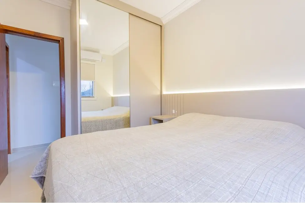 Foto 5 de Apartamento com 2 quartos à venda, 65m2 em Ingleses do Rio Vermelho, Florianopolis - SC