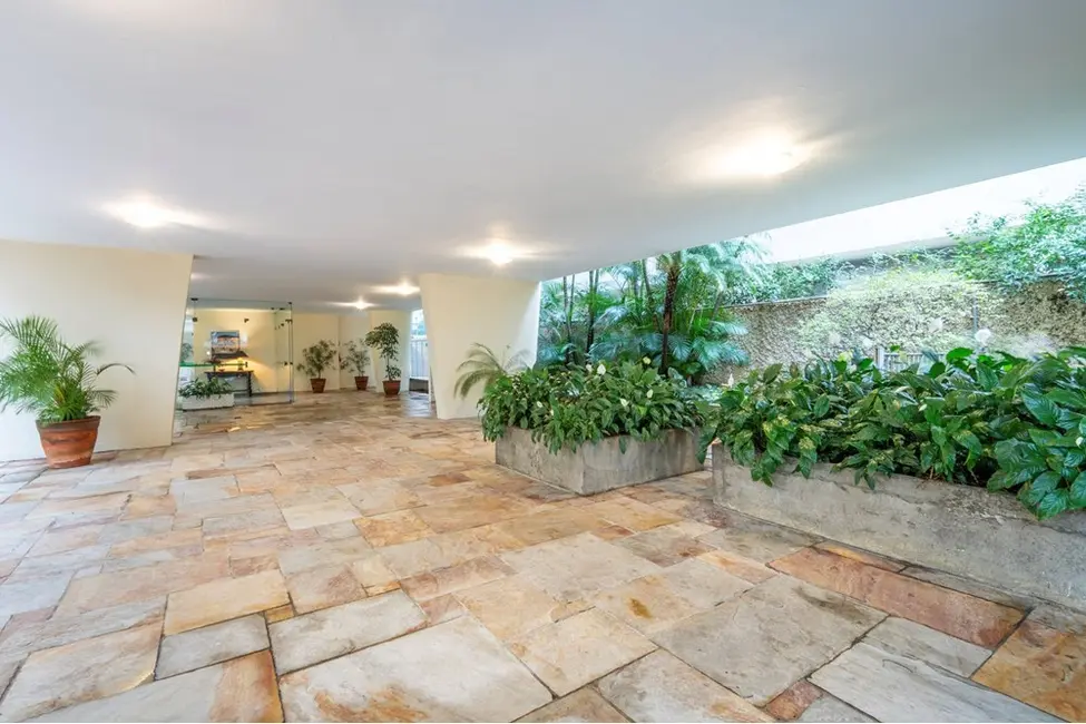 Apartamento com 3 quartos à venda, 170m2 em Cerqueira César, São Paulo - SP - imagem 4 Foto 4 de Apartamento com 3 quartos à venda, 170m2 em Cerqueira César, São Paulo - SP