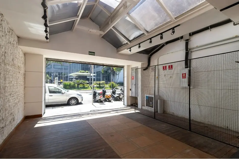 Loja à venda, 137m2 em Chácara Santo Antônio (Zona Sul), São Paulo - SP - imagem 3 Foto 3 de Loja à venda, 137m2 em Chácara Santo Antônio (Zona Sul), São Paulo - SP