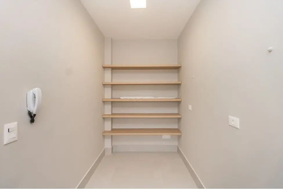 Foto 7 de Apartamento com 3 quartos à venda, 227m2 em Itaim Bibi, São Paulo - SP