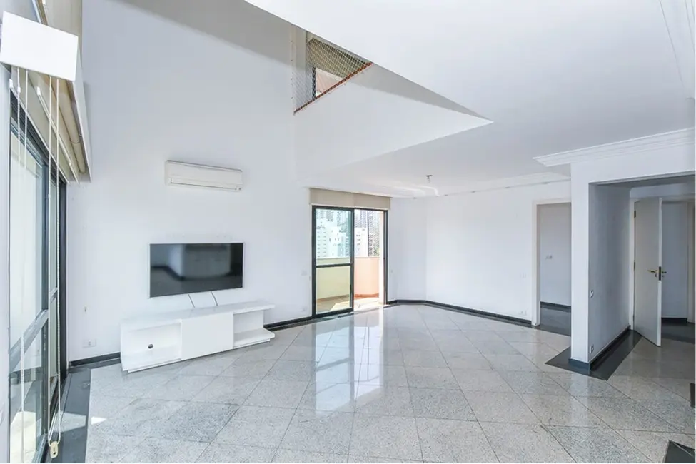 Foto 1 de Apartamento com 3 quartos à venda, 184m2 em Vila Suzana, São Paulo - SP