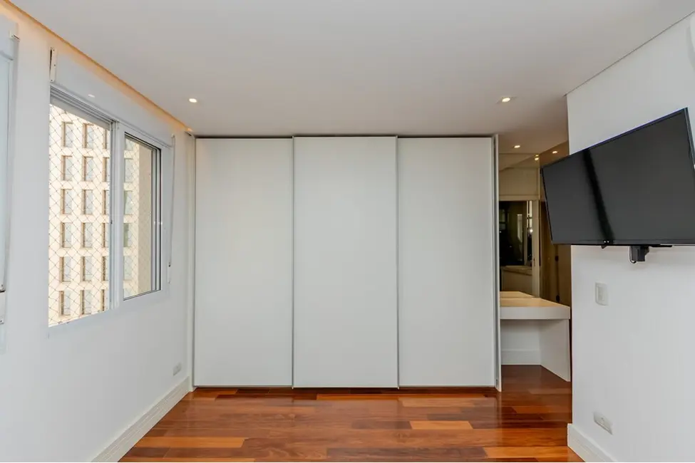 Apartamento com 3 quartos à venda, 138m2 em Itaim Bibi, São Paulo - SP - imagem 2 Foto 2 de Apartamento com 3 quartos à venda, 138m2 em Itaim Bibi, São Paulo - SP