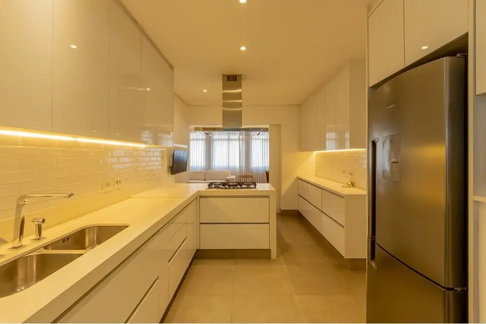 Apartamento com 3 quartos à venda, 138m2 em Itaim Bibi, São Paulo - SP - imagem 8 Foto 8 de Apartamento com 3 quartos à venda, 138m2 em Itaim Bibi, São Paulo - SP