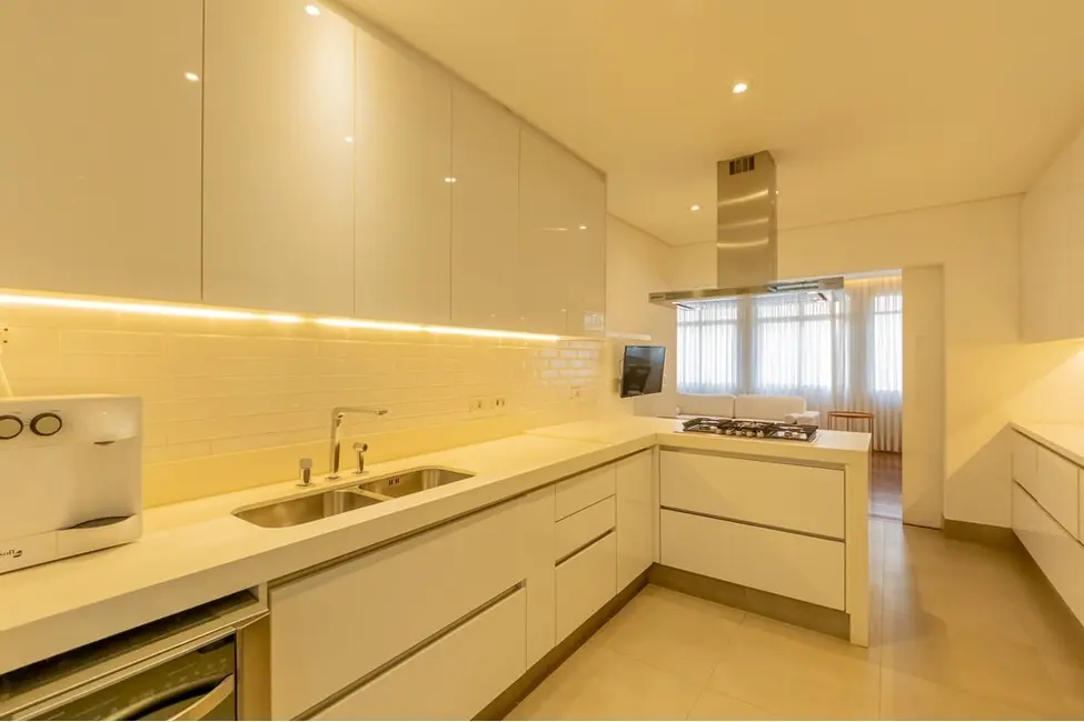 Apartamento com 3 quartos à venda, 138m2 em Itaim Bibi, São Paulo - SP - imagem 7 Foto 7 de Apartamento com 3 quartos à venda, 138m2 em Itaim Bibi, São Paulo - SP