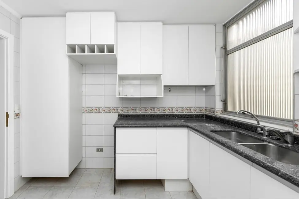 Foto 2 de Apartamento com 3 quartos à venda, 190m2 em Jardim Paulista, São Paulo - SP