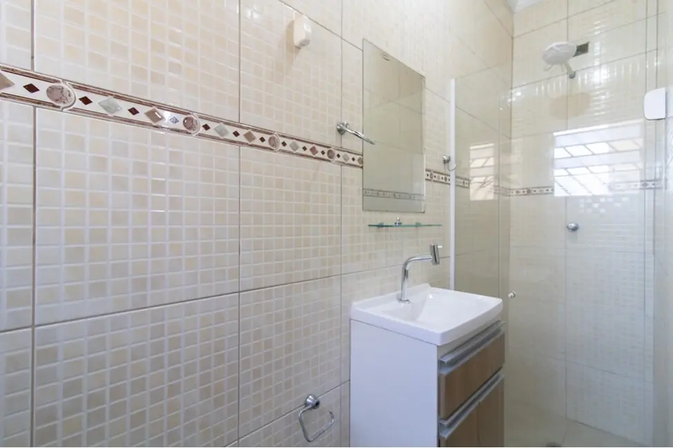 Casa com 3 quartos à venda, 194m2 em Parque Vitória, São Paulo - SP - imagem 3 Foto 3 de Casa com 3 quartos à venda, 194m2 em Parque Vitória, São Paulo - SP